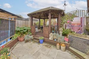 Photo 31- click for photo gallery